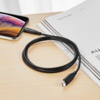 ESR USB-C apa - Lightning apa Adat- és töltőkábel 1m - Fekete