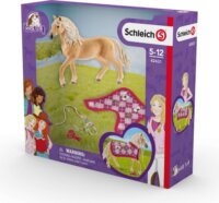 Schleich Sofia divat kreációja