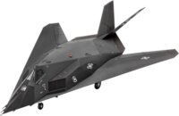 Revell F-117 Stealth Fighter repülőgép műanyag modell (1:72)