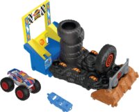 Mattel Hot Wheels Monster Trucks Race Ace"s Tire Smash Race Gumi torony készlet