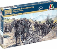 Italeri II. világháborús német ejtőernyősök trópusi egyenruhában műanyag modell (1:72)