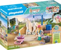 Playmobil Horses of Waterfall Isabella és Lioness fürdetővel