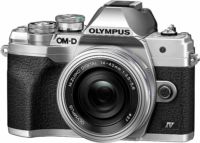 Olympus OM-D E-M10 Mark IV Fényképezőgép + Ez-M1442 Pancake objektív szett - Ezüst