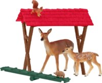 Schleich 42658 Farm World Az erdei állatok etetése