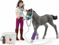 Schleich 42752 Horse Club Mrs. Kramer csikóval figura szett