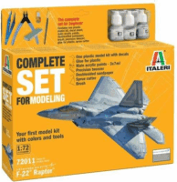 Italeri F-22 Raptor repülőgép makett 1:72